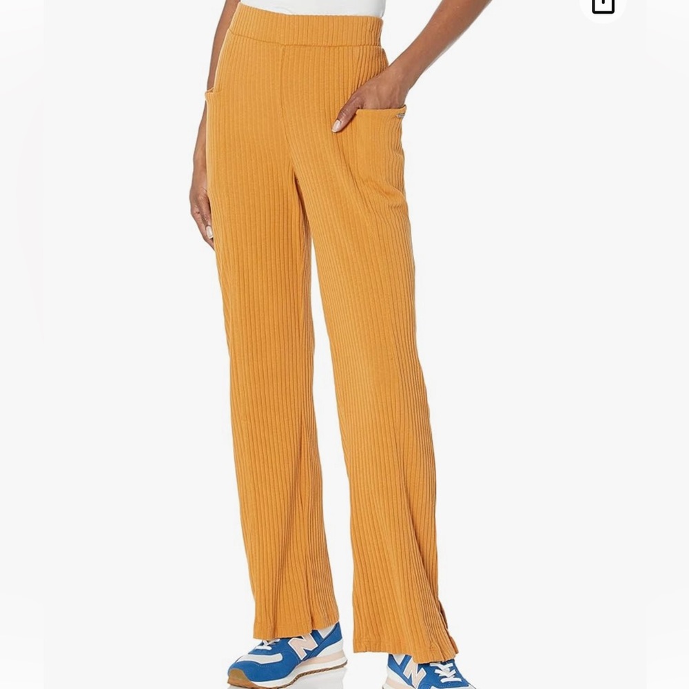 Maaji lounge pants NWT